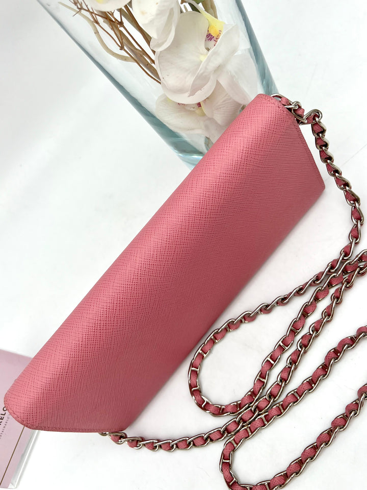 PRADA SAFFIANO WALLET ON CHAN