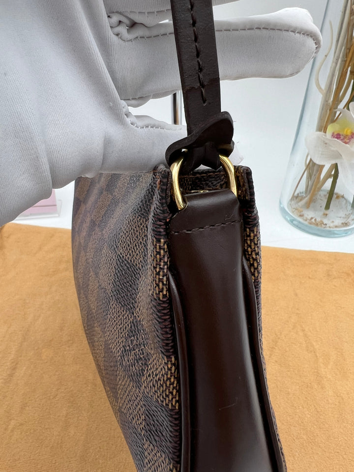 LOUIS VUITTON POCHETTE ACCESSORIES NAVONA DAMIER