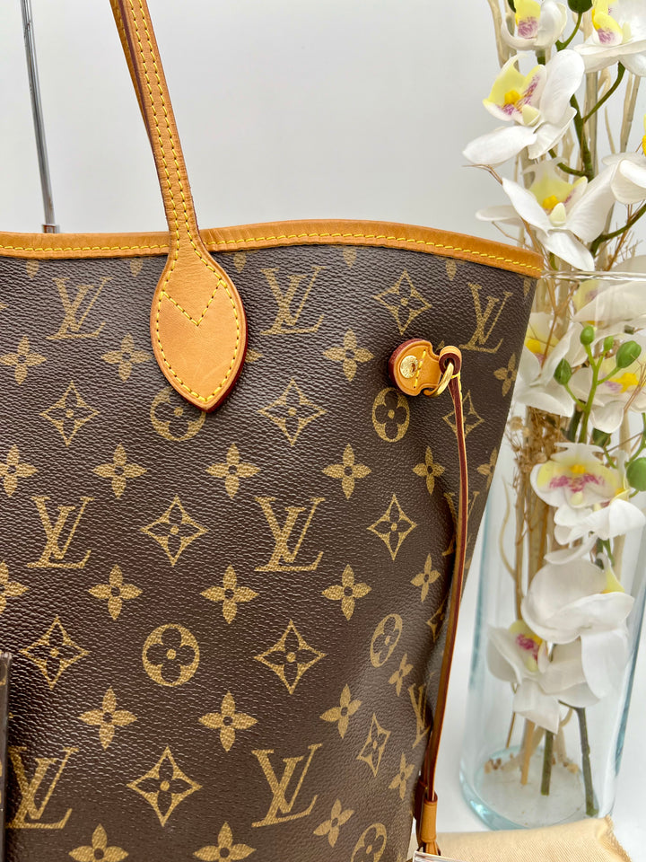 LOUIS VUITTON NEVERFULL MM MONOGRAM W/ POUCH