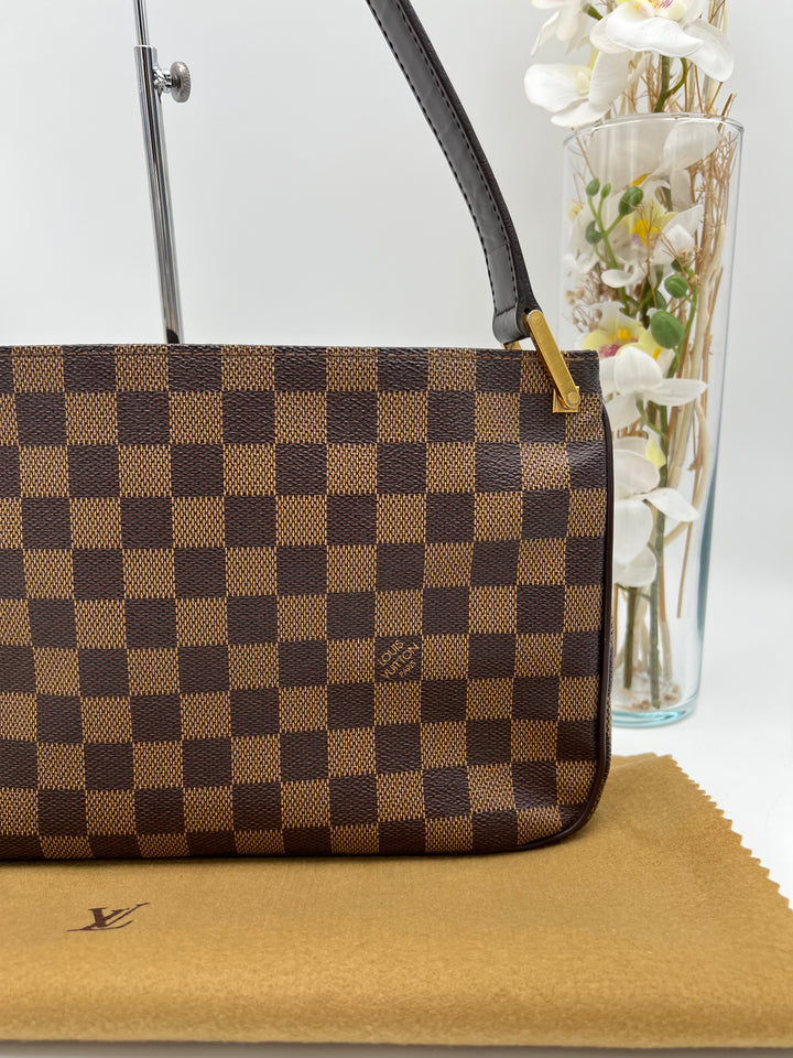 LOUIS VUITTON DAMIER AUBAGNE SHOULDER BAG