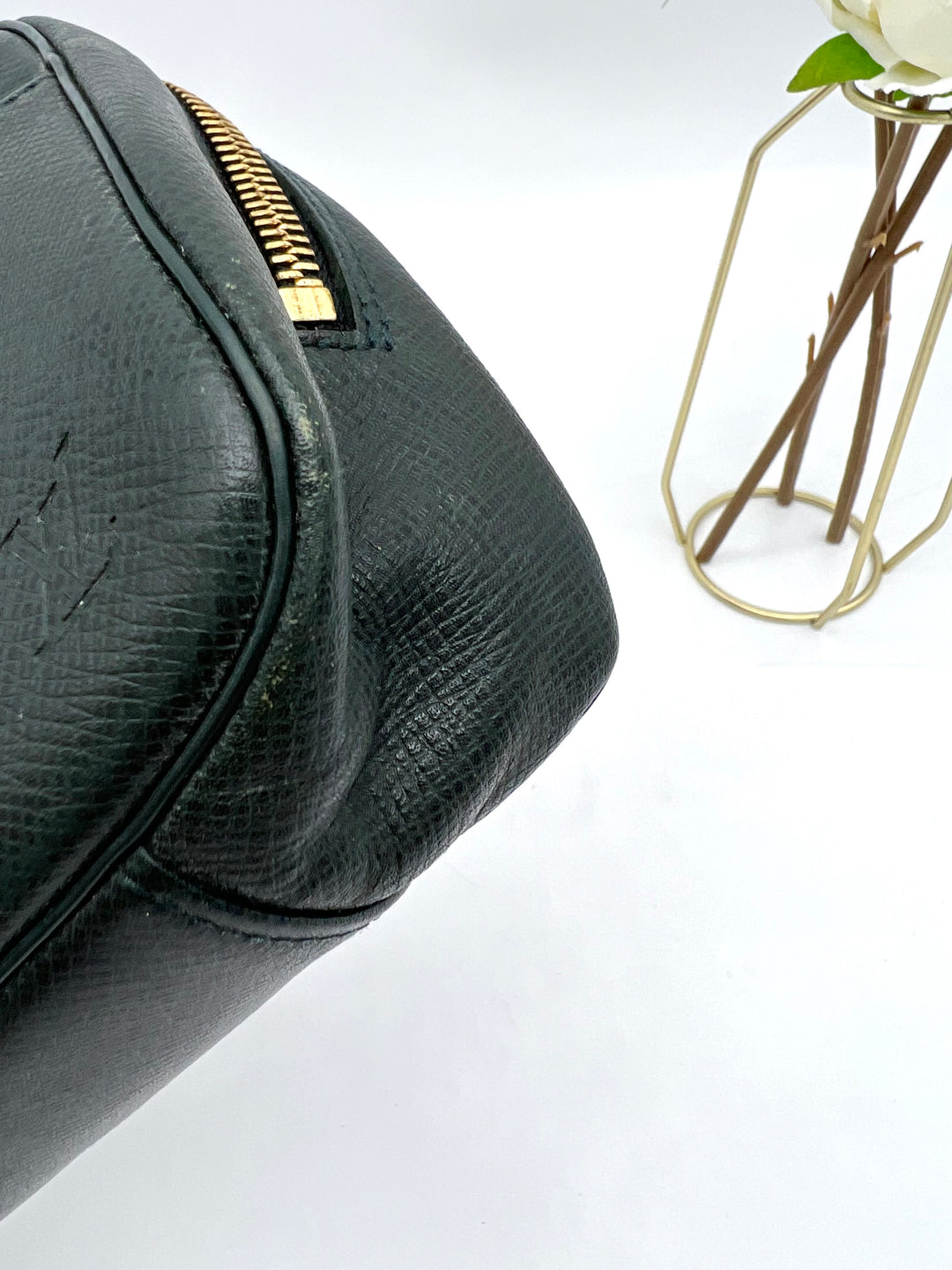 LOUIS VUITTON EPI SMALL POUCH