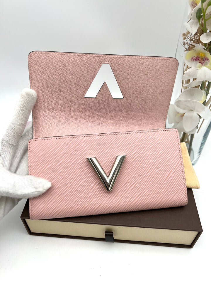 LOUIS VUITTON TWIST WALLET