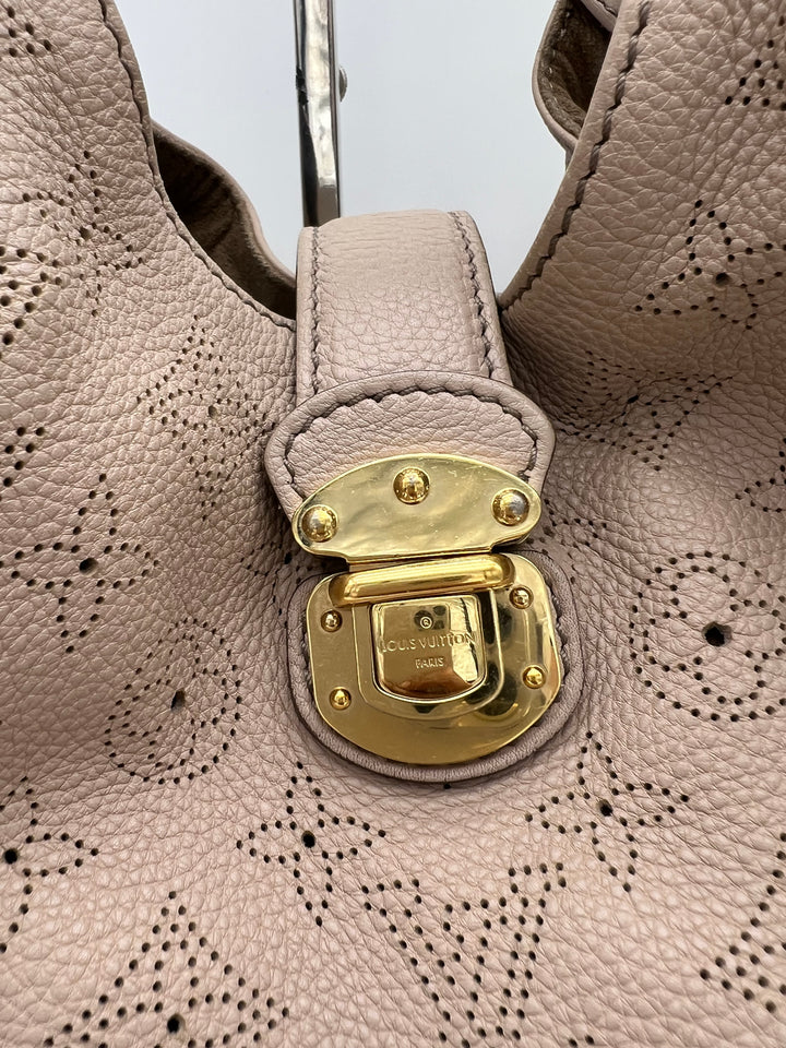 LOUIS VUITTON MAHINA L HOBO