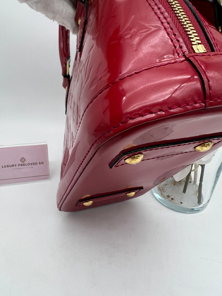 LOUIS VUITTON ALMA BB VERNIS