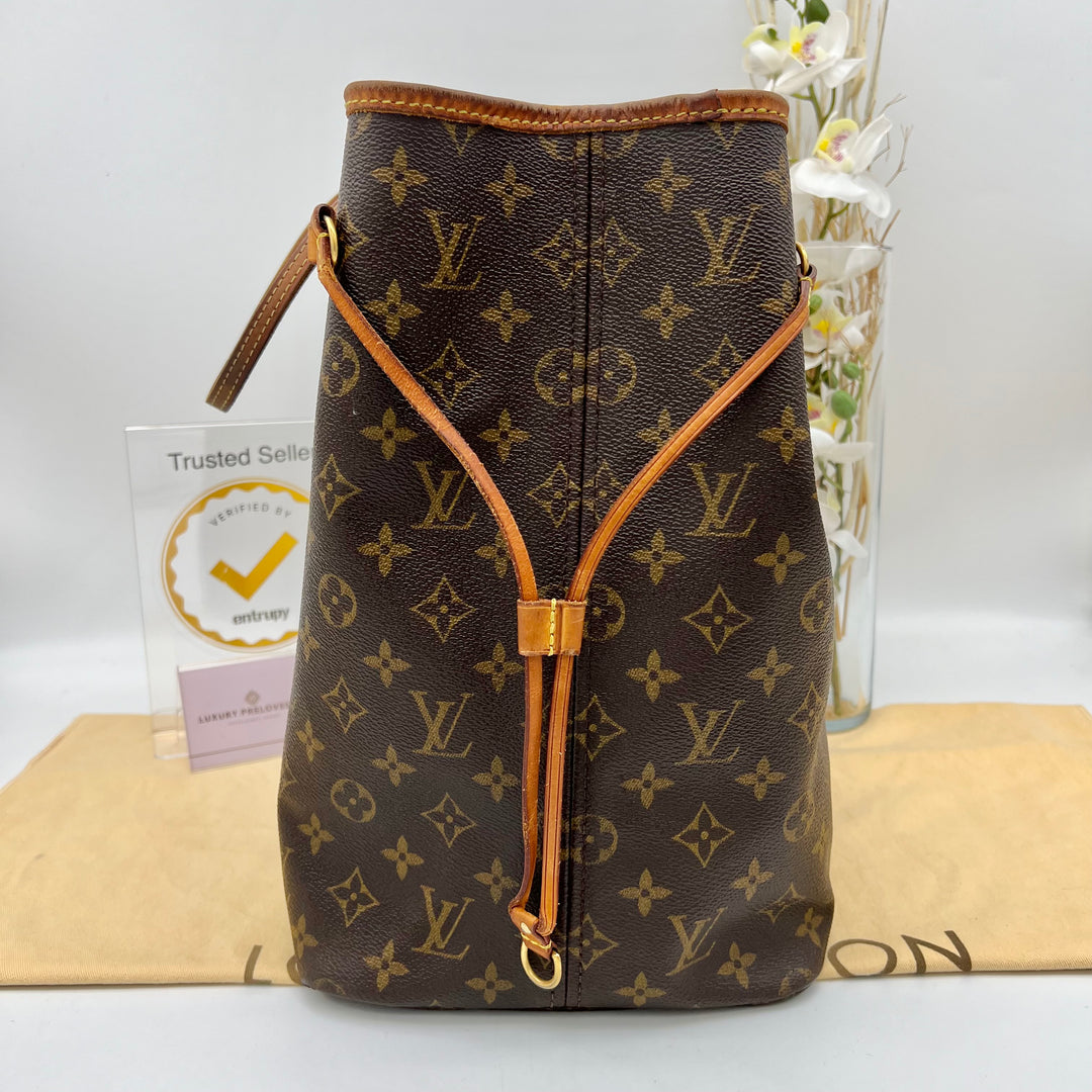 LOUIS VUITTON GM MONOGRAM