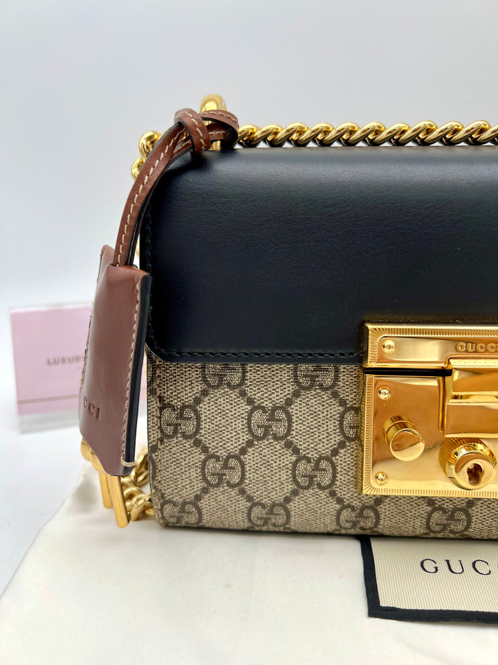 GUCCI PADLOCK GG SUPREME BAG