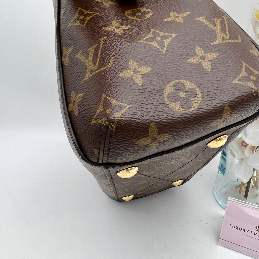 LOUIS VUITTON MONTAIGNE PM