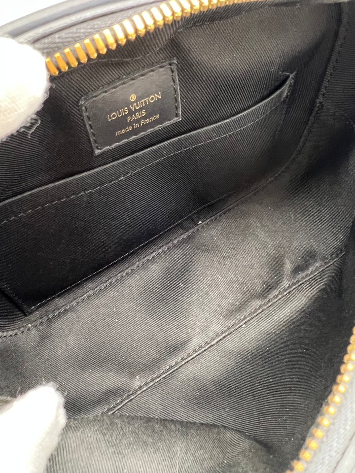 LOUIS VUITTON SAINTONGE