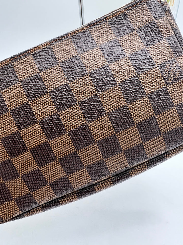 LOUIS VUITTON POCHETTE ACCESSORIES DAMIER