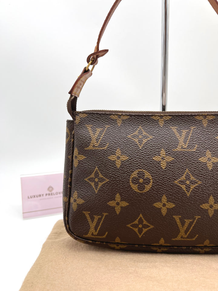 LOUIS VUITTON POCHETTE ACCESSORIES MONOGRAM