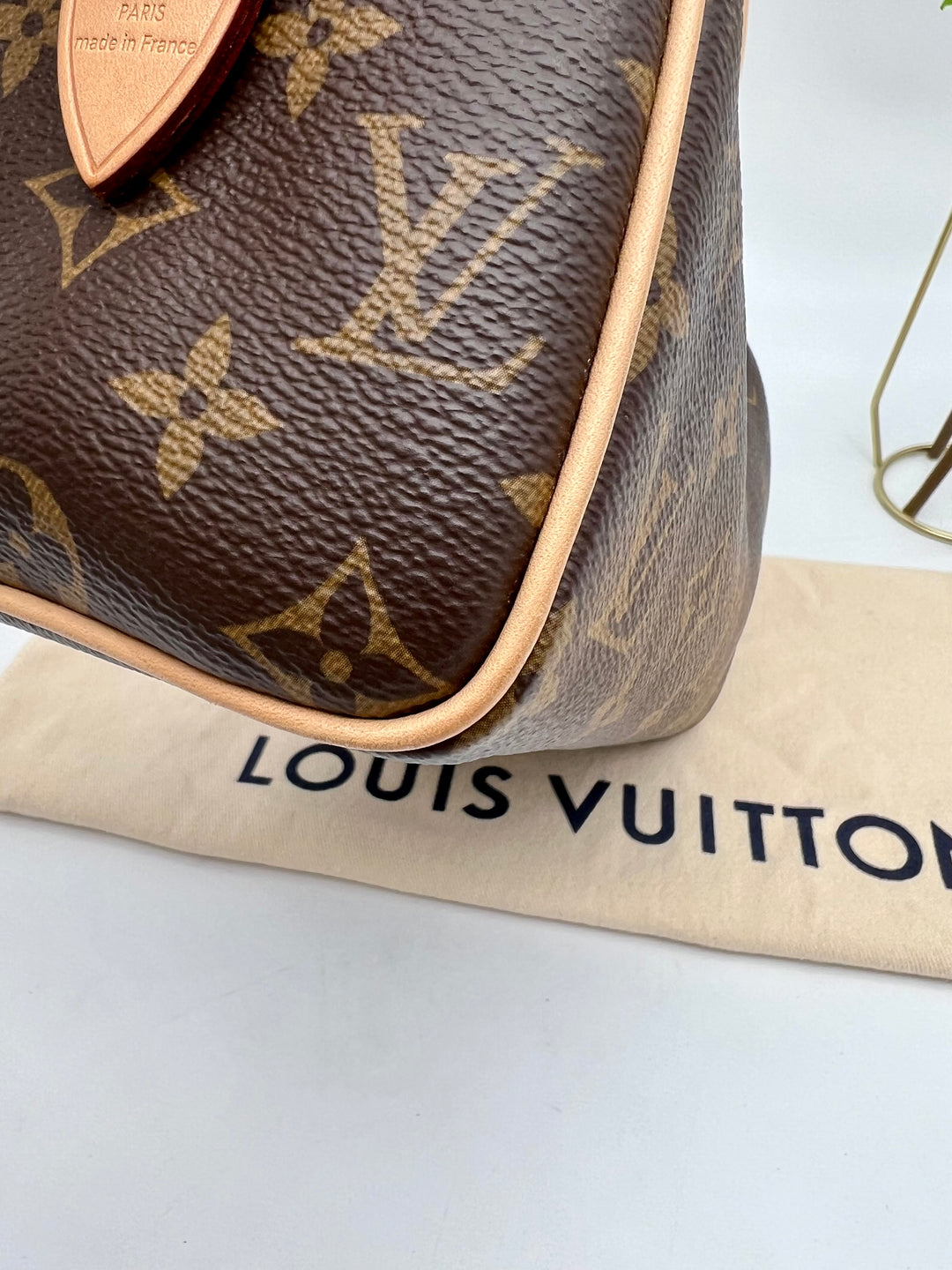 LOUIS VUITTON BANDOULIERE 20 MONOGRAM