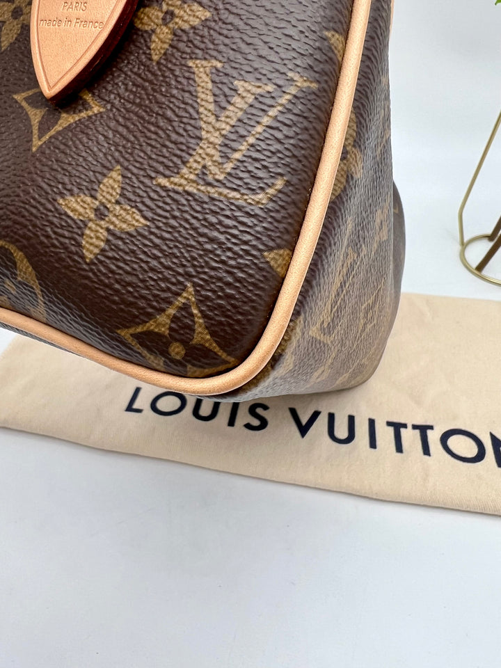 LOUIS VUITTON BANDOULIERE 20 MONOGRAM