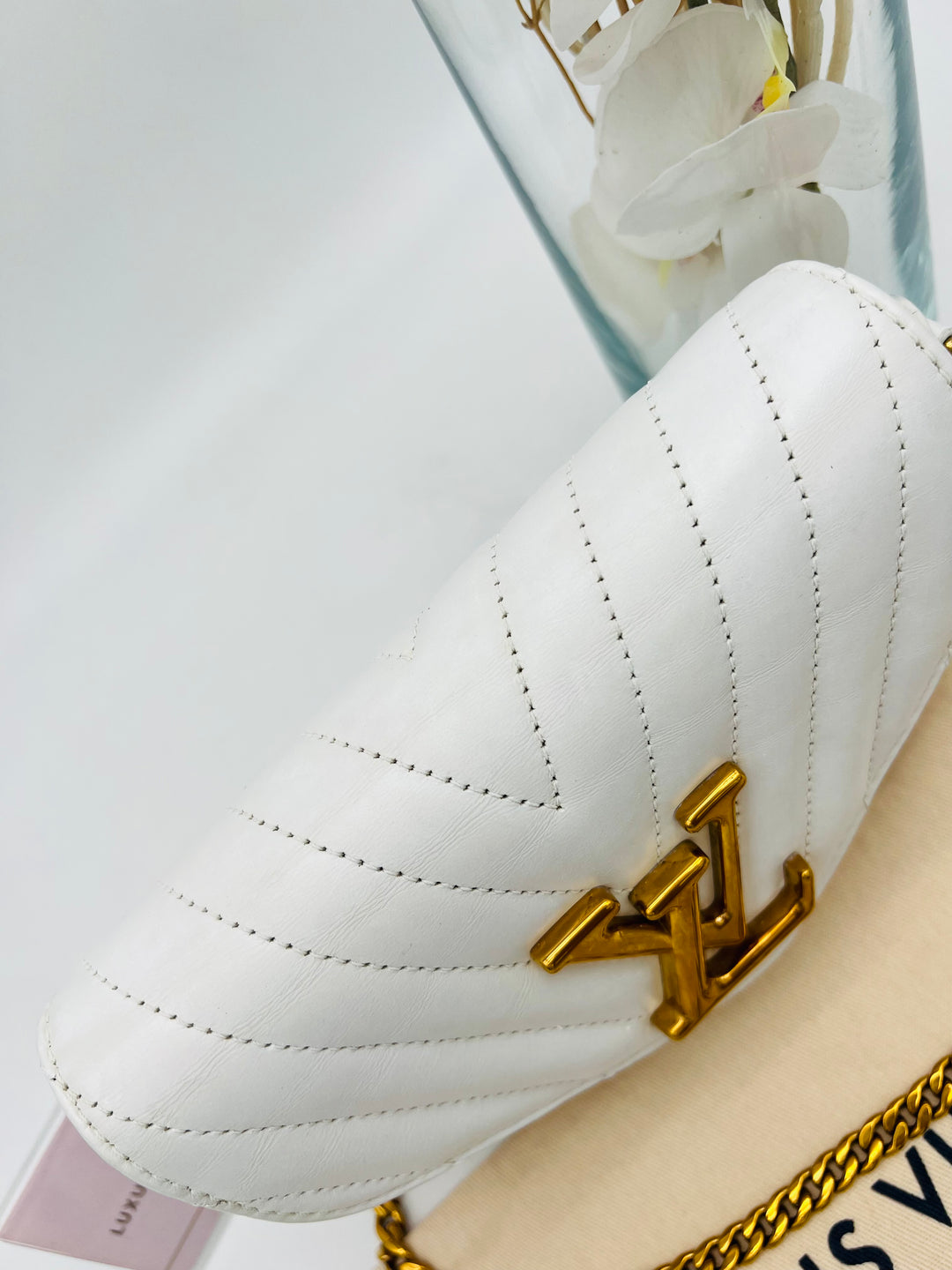 LOUIS VUITTON NEW WAVE MULTI POCHETTE