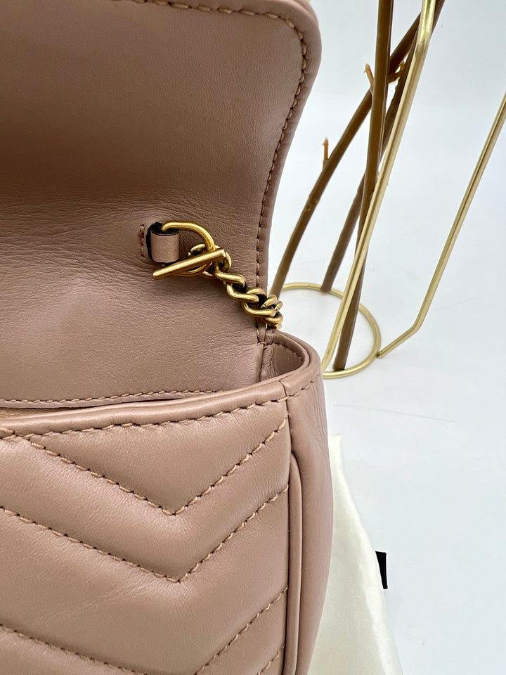 GUCCI GG MARMONT SUPER MINI METALASSE