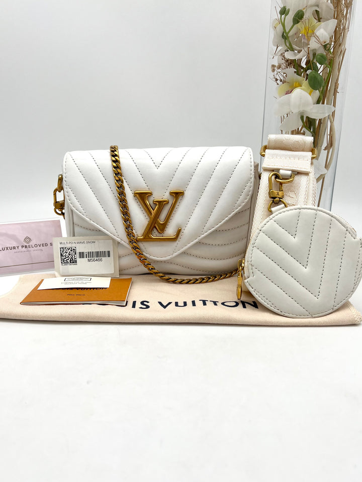 LOUIS VUITTON NEW WAVE MULTI POCHETTE