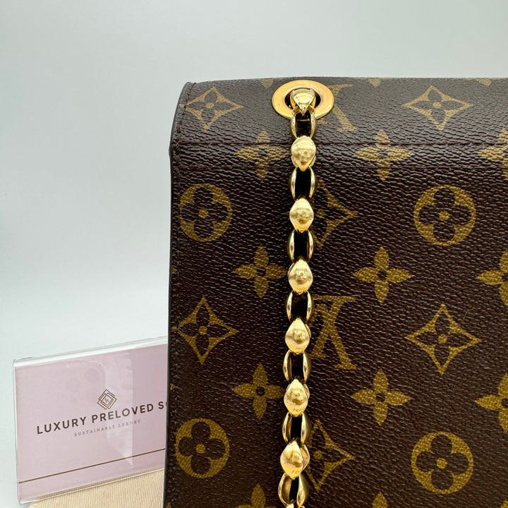 LOUIS VUITTON VICTOIRE RAISIN