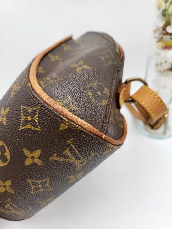 LOUIS VUITTON ELLIPSE BACKPACK MONOGRAM