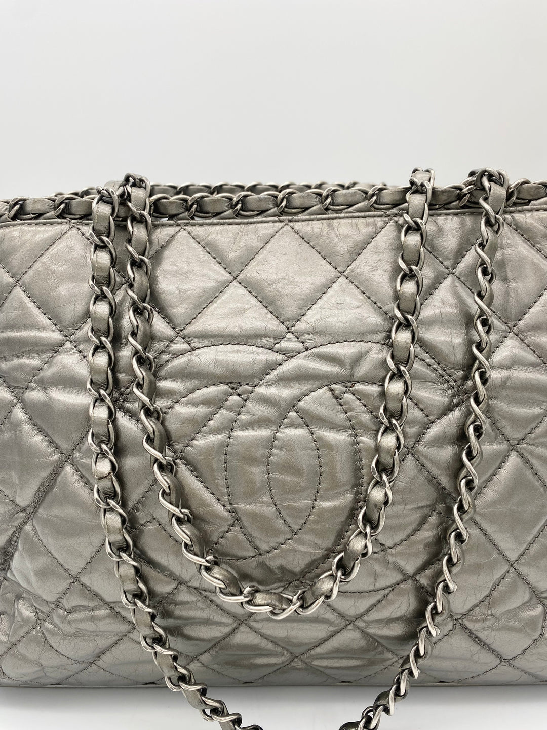 CHANEL CHAIN QUILTED SHOPPING TOTE BAG