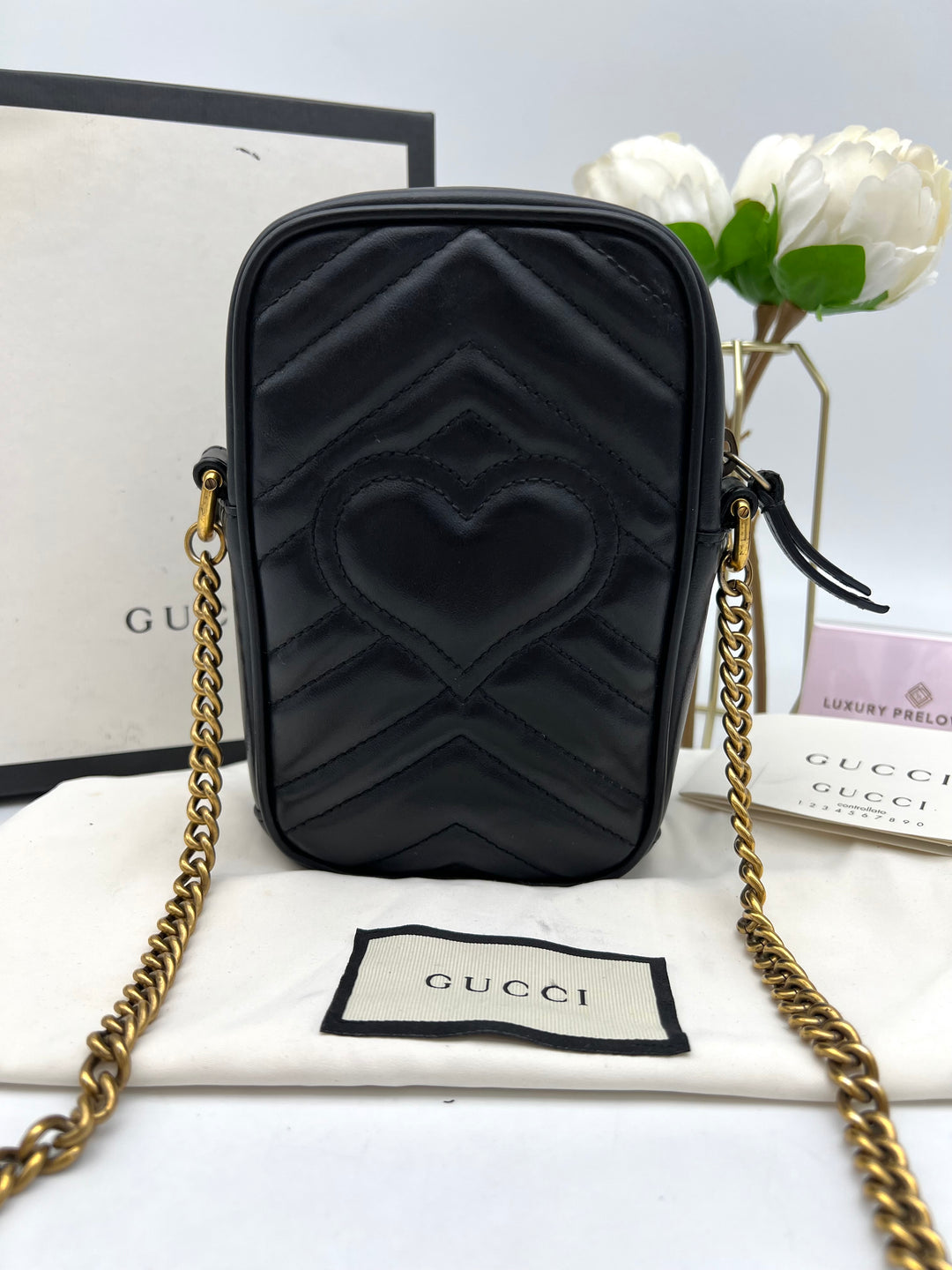 GUCCI GG MARMONT SMALL CHAIN SHOULDER BAG