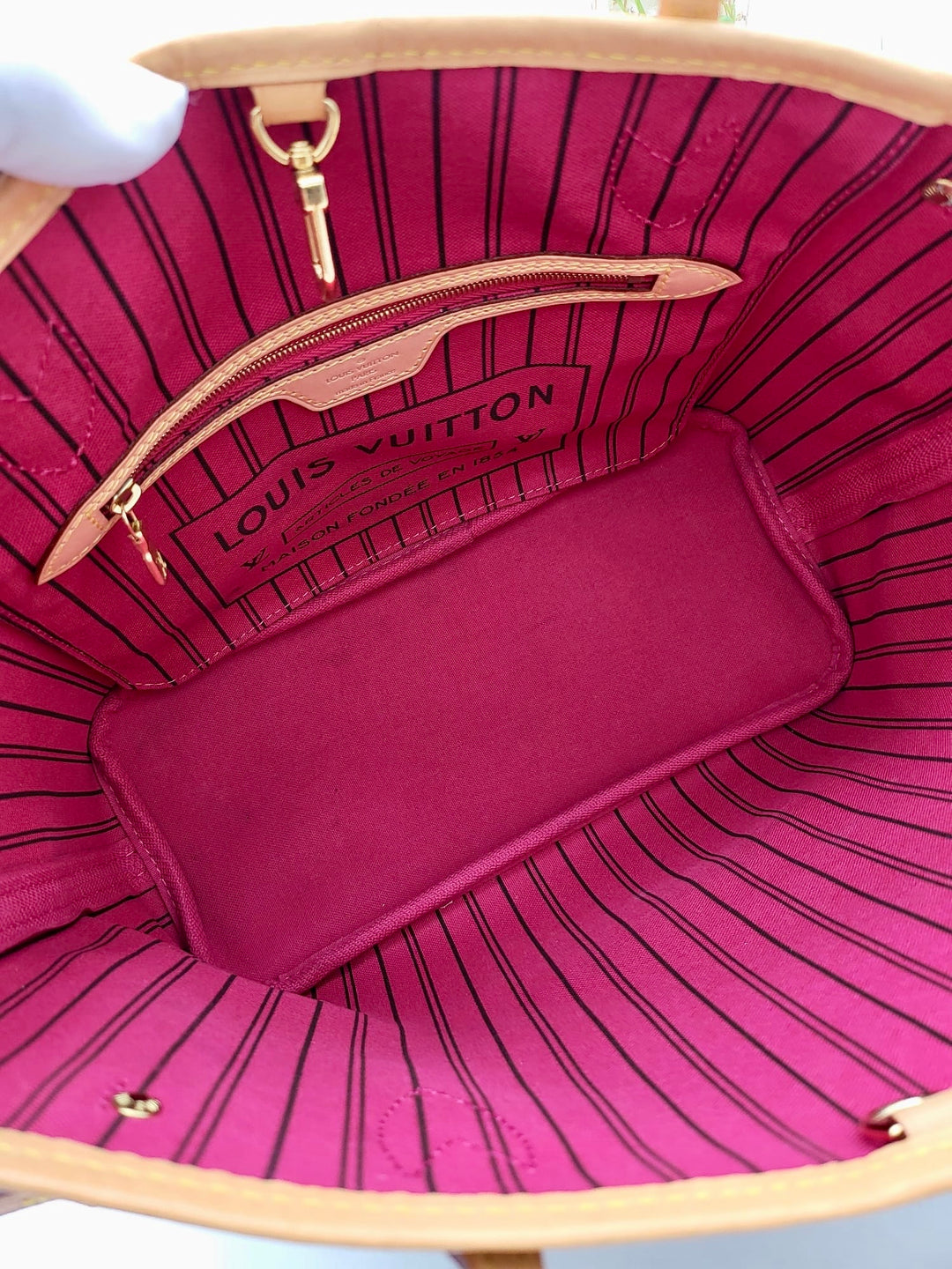 LOUIS VUITTON NEVERFULL PM MONOGRAM W/POUCH