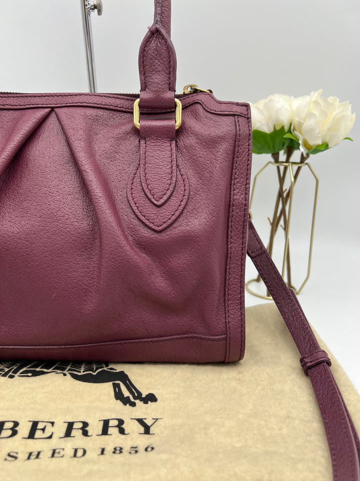 BURBERRY LONDON PURPLE GRAINED SMALL SHOULDER BAG