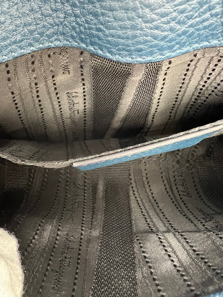 FERRAGAMO GANCINI FLAP SLING BAG