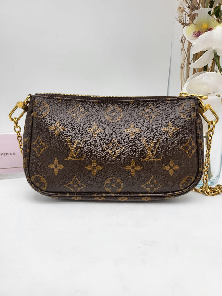LOUIS VUITTON MULTI POCHETTE