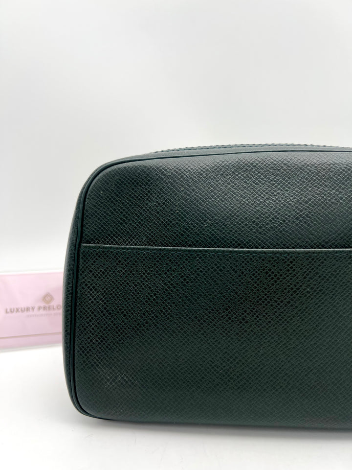 LOUIS VUITTON EPI SMALL POUCH