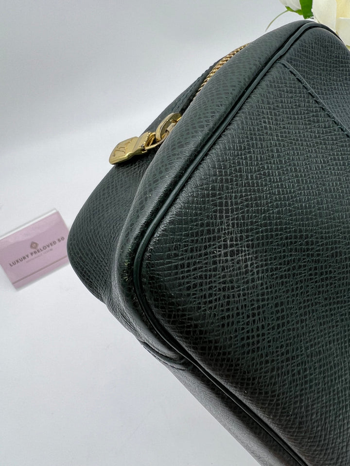 LOUIS VUITTON EPI SMALL POUCH