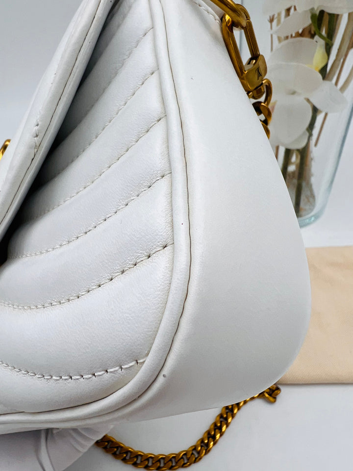 LOUIS VUITTON NEW WAVE MULTI POCHETTE