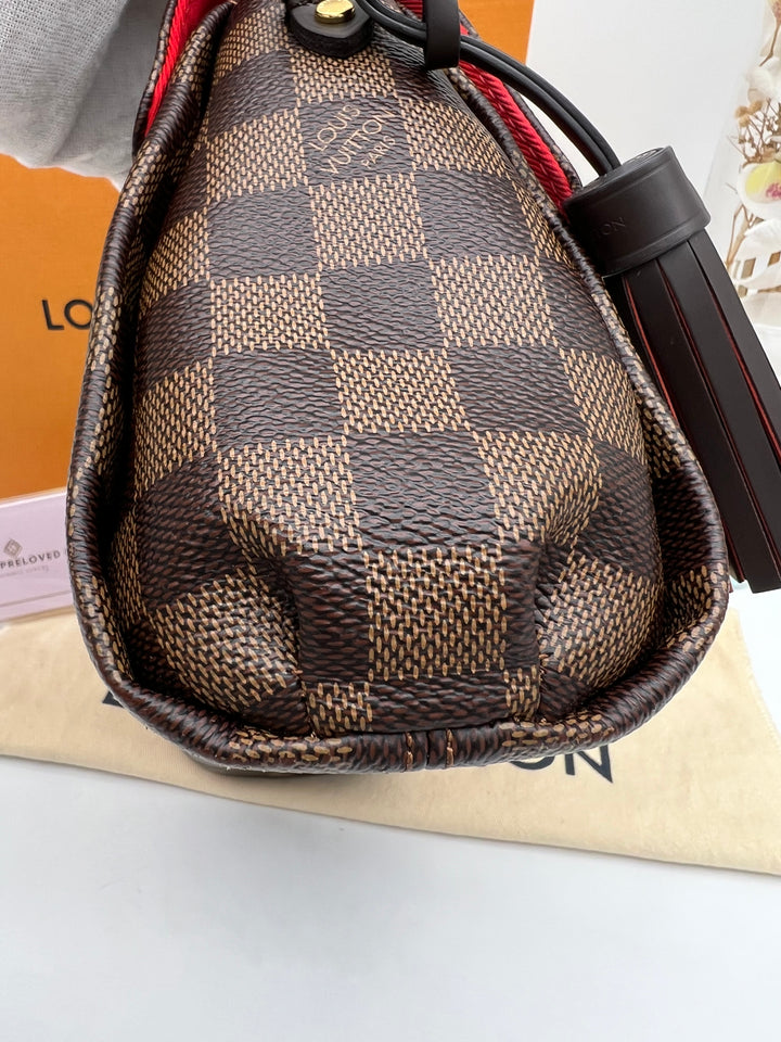 LOUIS VUITTON CROISETTE DAMIER