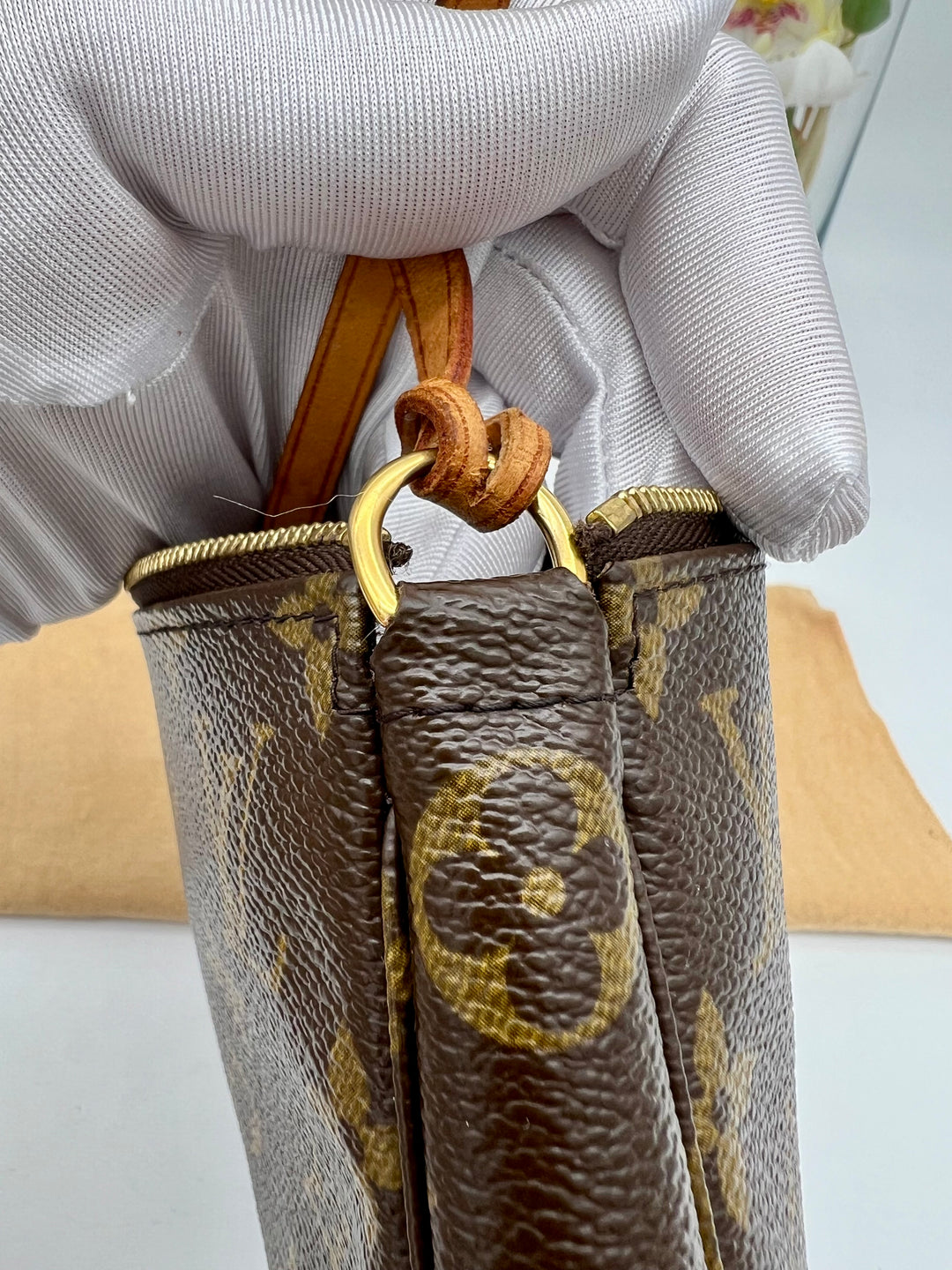 LOUIS VUITTON POCHETTE ACCESSORIES MONOGRAM