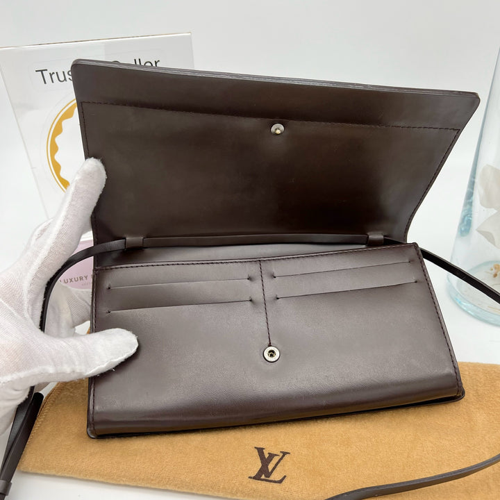 LOUIS VUITTON EPI POCHETTE