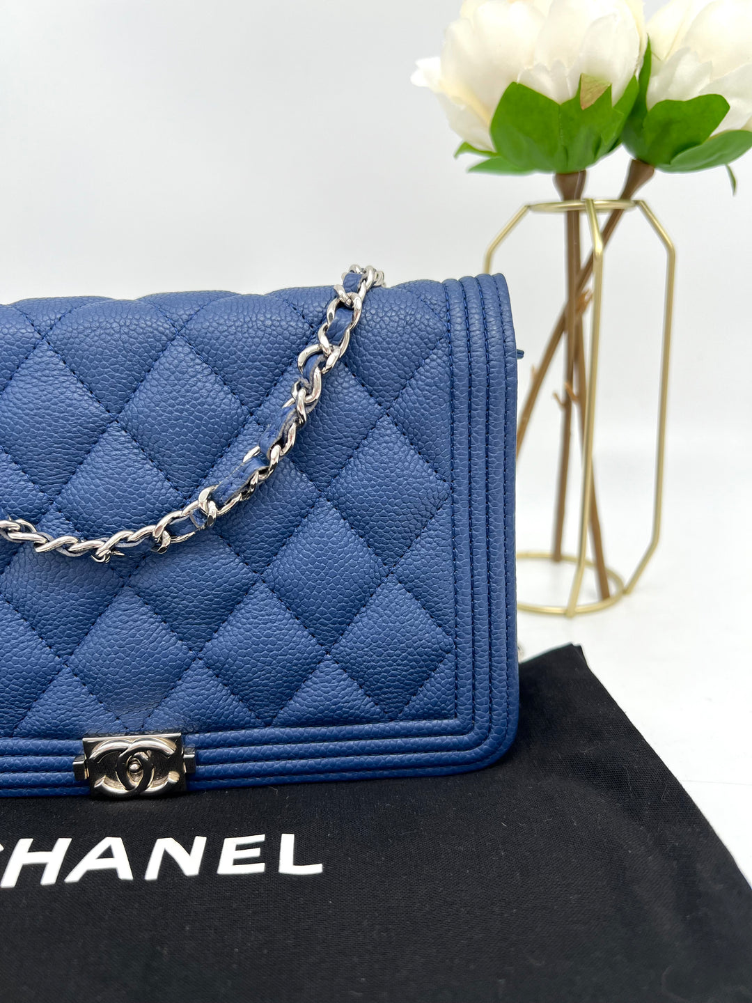 CHANEL CHEVRON CALFSKIN BOY WALLET ON CHAIN