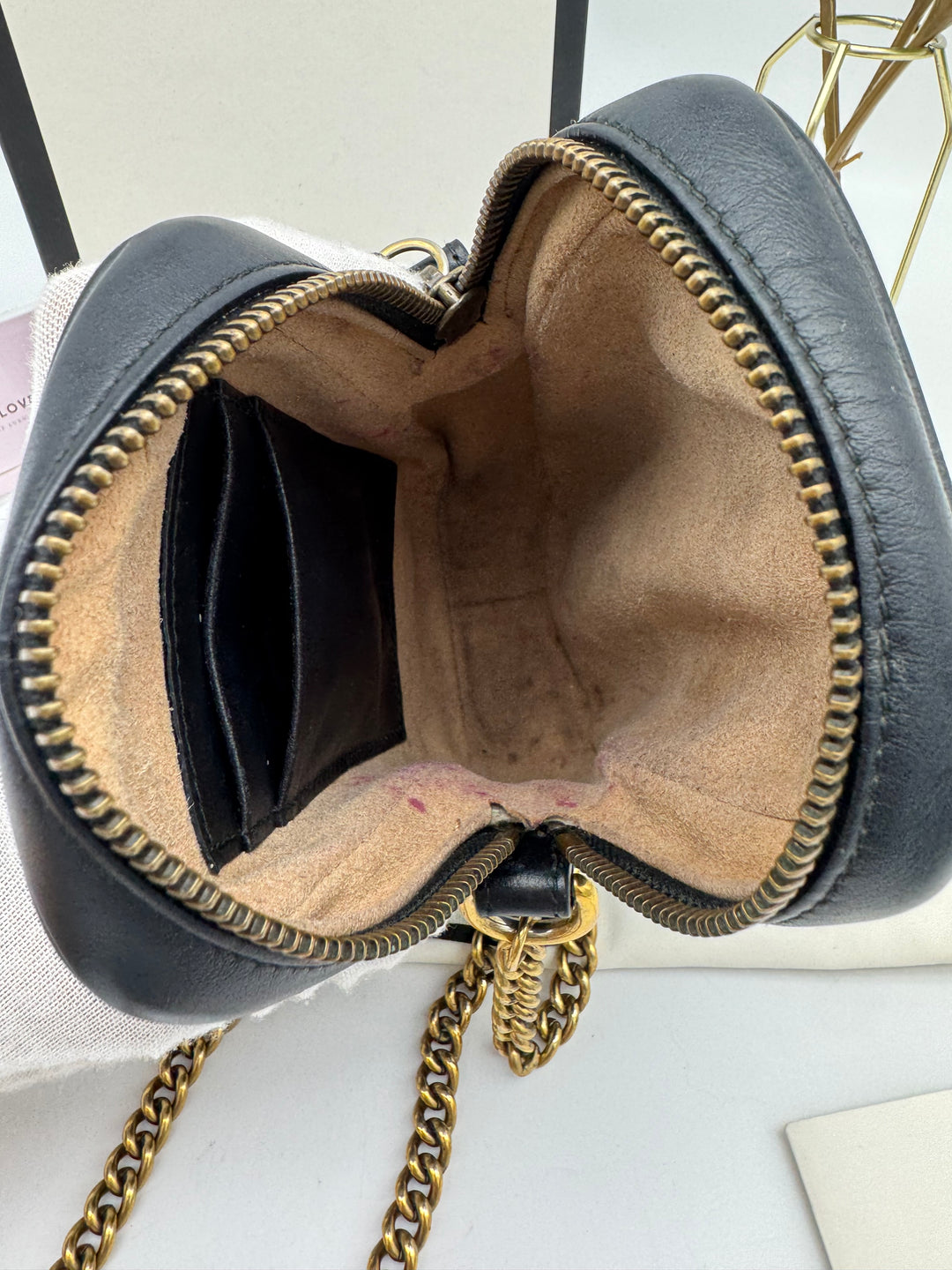 GUCCI GG MARMONT SMALL CHAIN SHOULDER BAG