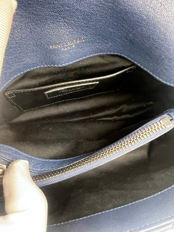 YVES SAINT LAURENT COLLEGE CHEVRON QUILTED BAG GHW MEDIUM