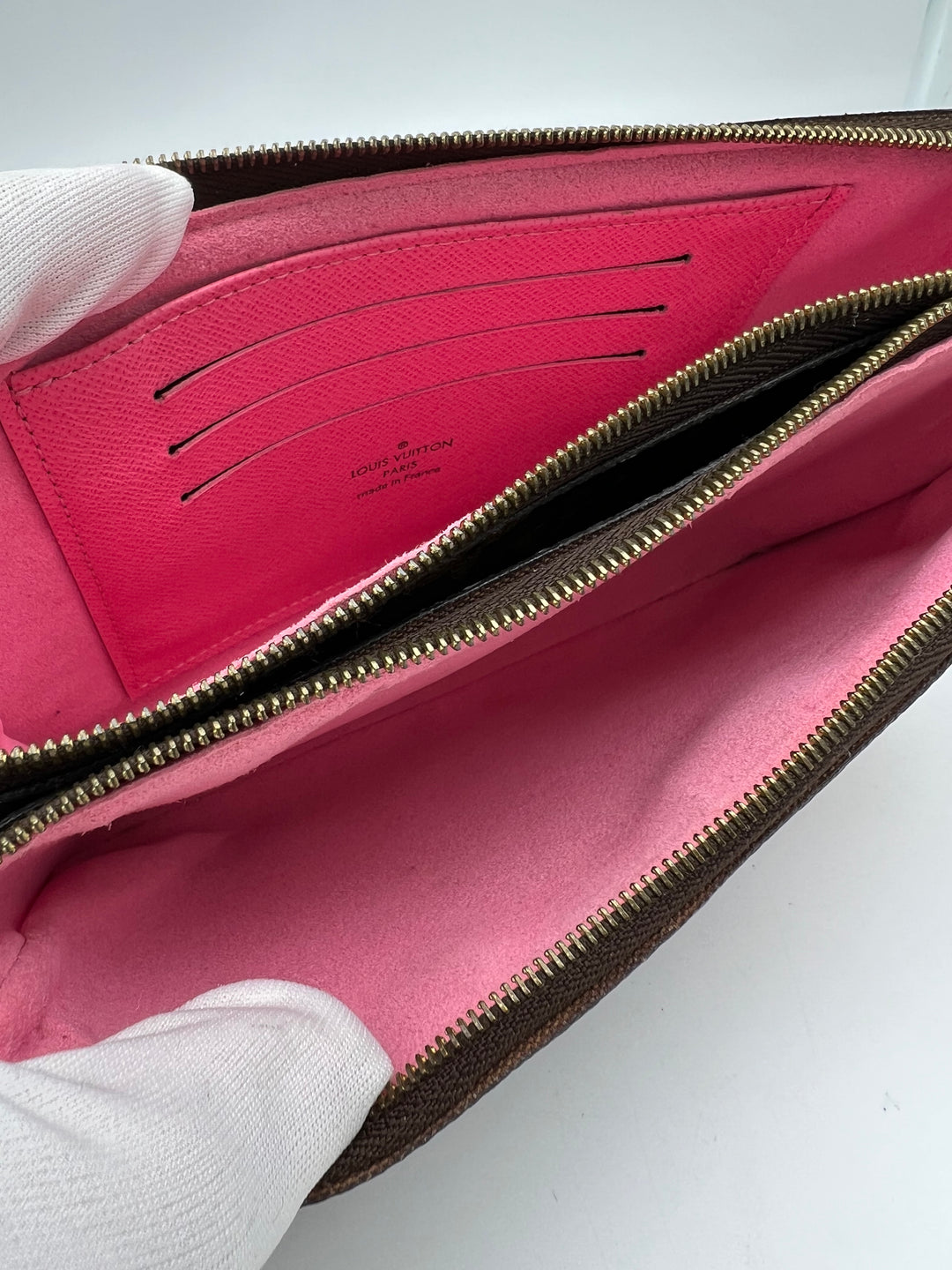 LOUIS VUITTON DOUBLE ZIP POCHETTE ( VIVIEN HOT AIR BALLOON )