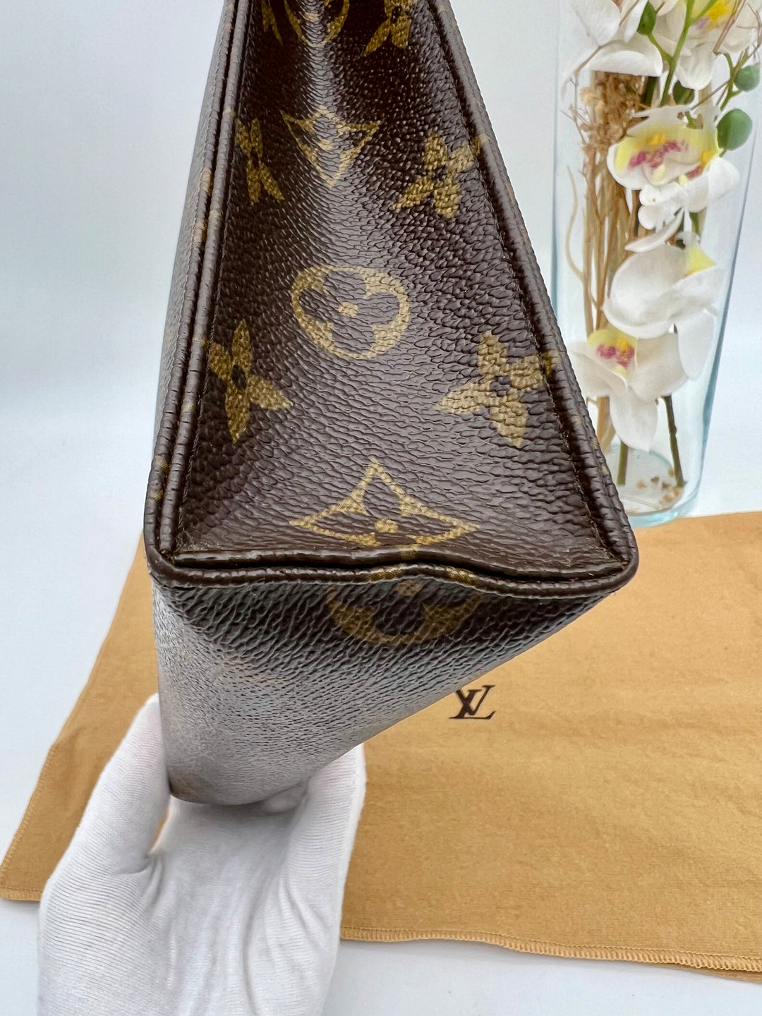 LOUIS VUITTON TOILETRY POUCH
