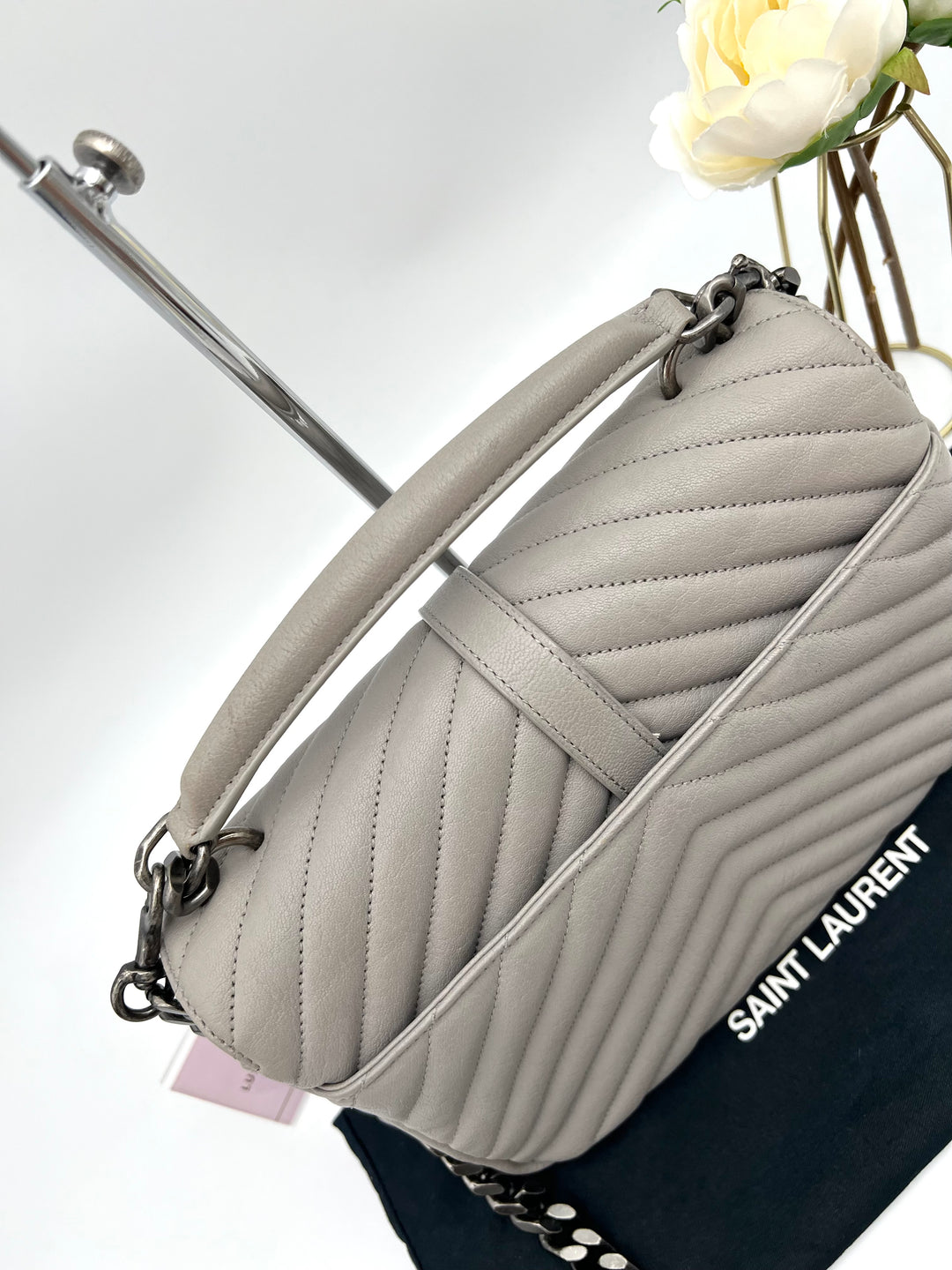 YVES SAINT LAURENT COLLEGE CHEVRON QUILTED BAG SHW MEDIUM