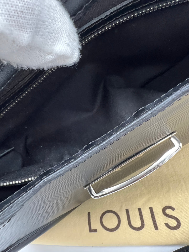 LOUIS VUITTON EPI LEATHER SAC MONTAIGNE