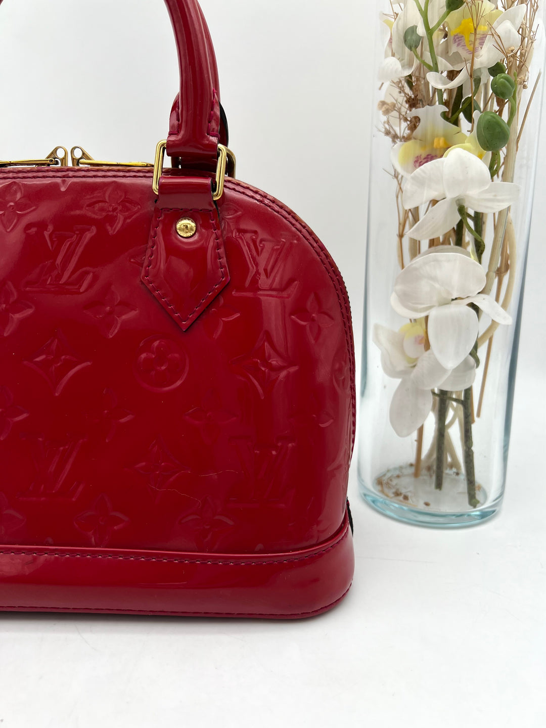 LOUIS VUITTON ALMA BB VERNIS