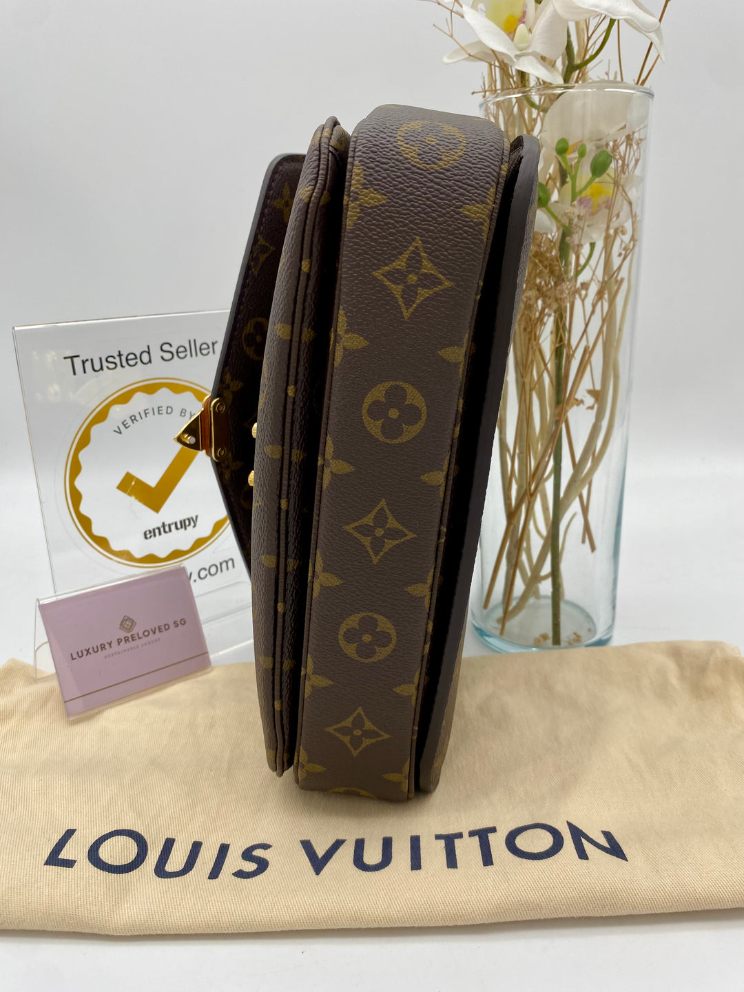 LOUIS VUITTON POCHETTE METIS MONOGRAM