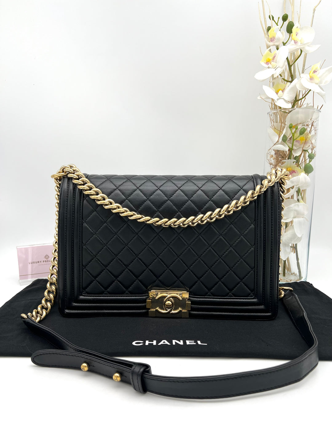 CHANEL LAMBSKIN NEW MEDIUM BOY GHW