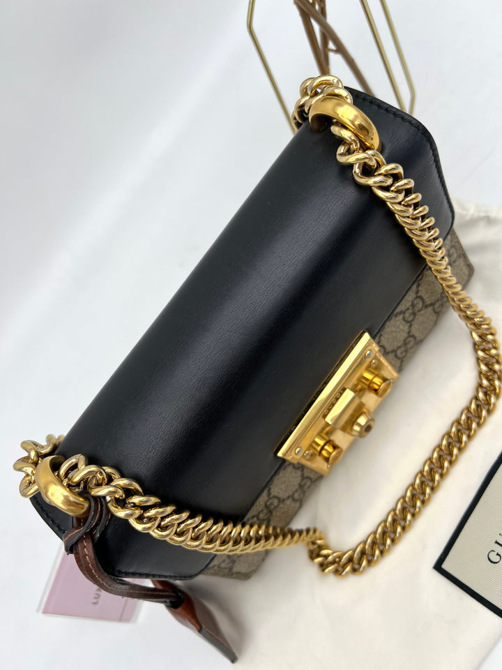 GUCCI PADLOCK GG SUPREME SMALL BAG
