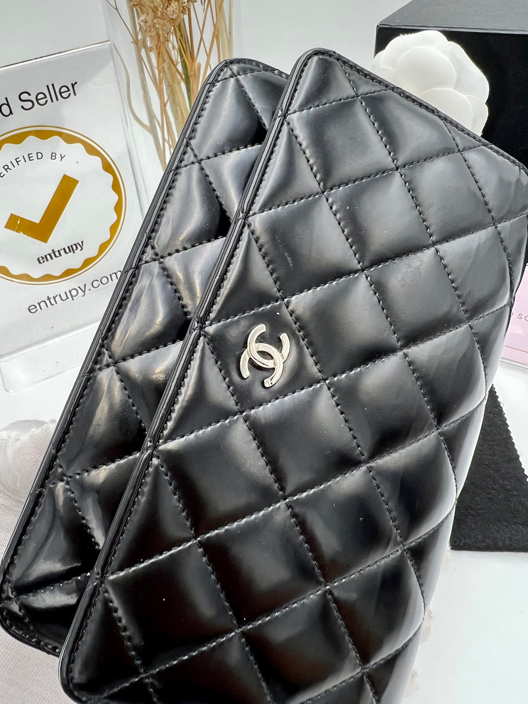 CHANEL WALLET ON CHAIN PATENT