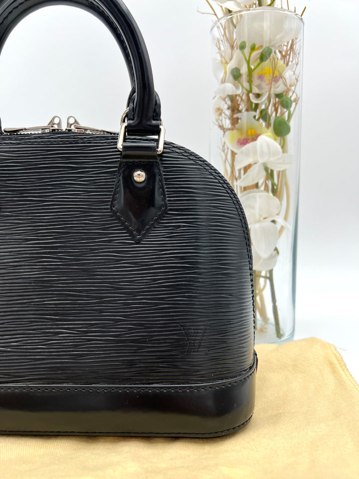 LOUIS VUITTON ALMA BB EPI