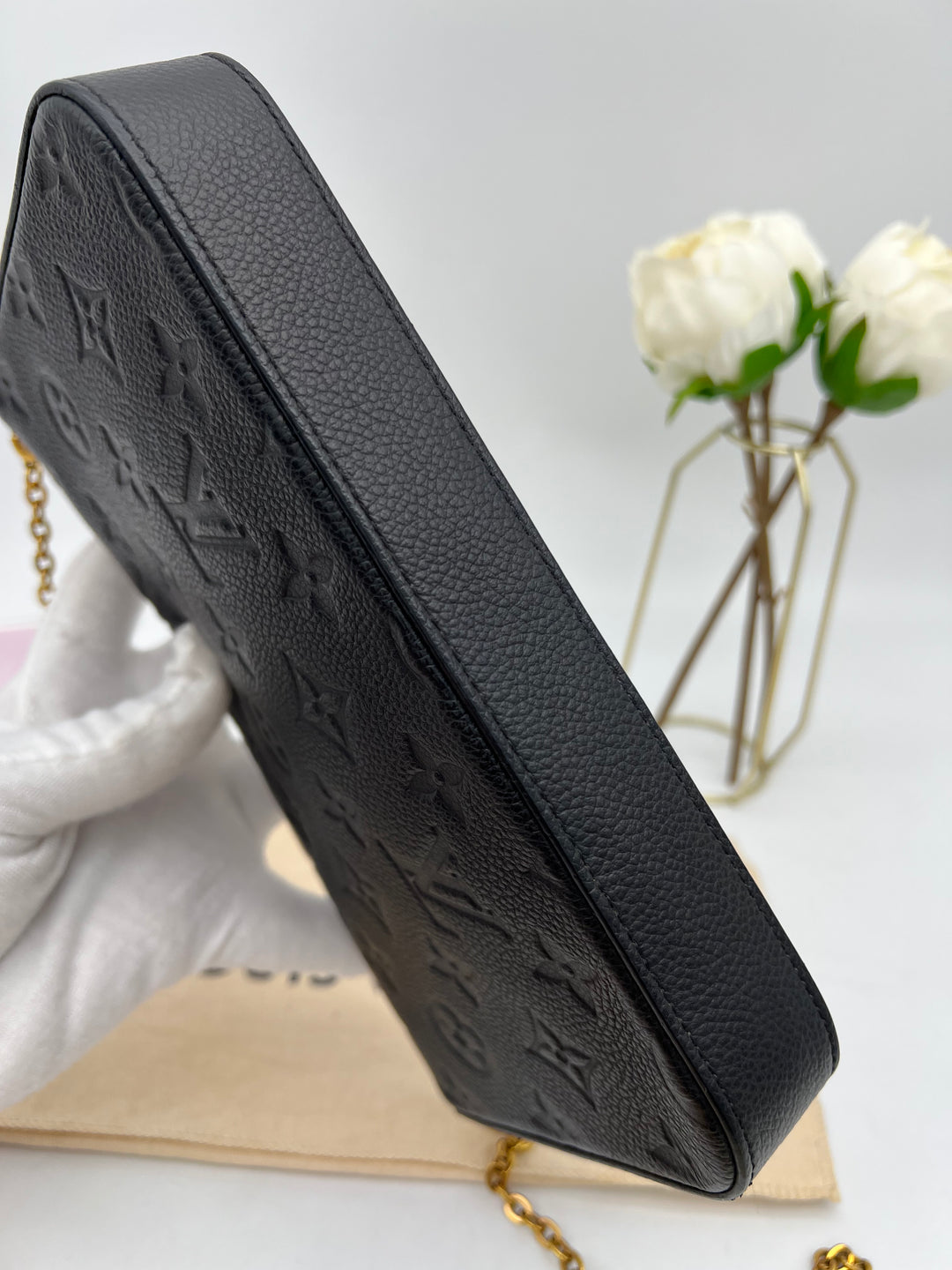 LOUIS VUITTON FELICIE EMPRIENTE LEATHER