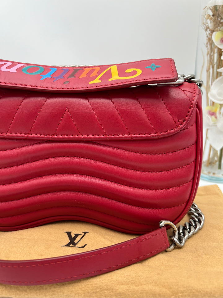 LOUIS VUITTON NEW WAVE CHAIN SHOULDER BAG