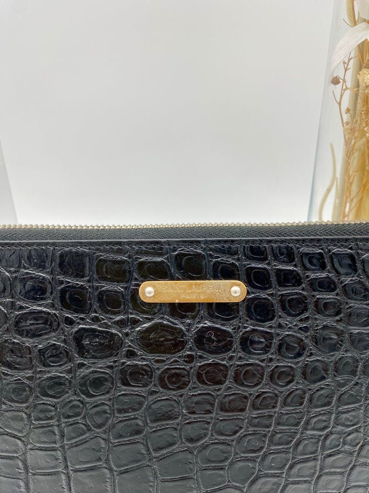 YVES SAINT LAURENT CASSANDRA CLUTCH