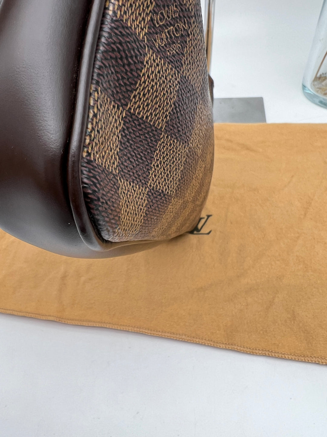 LOUIS VUITTON POCHETTE ACCESSORIES NAVONA DAMIER